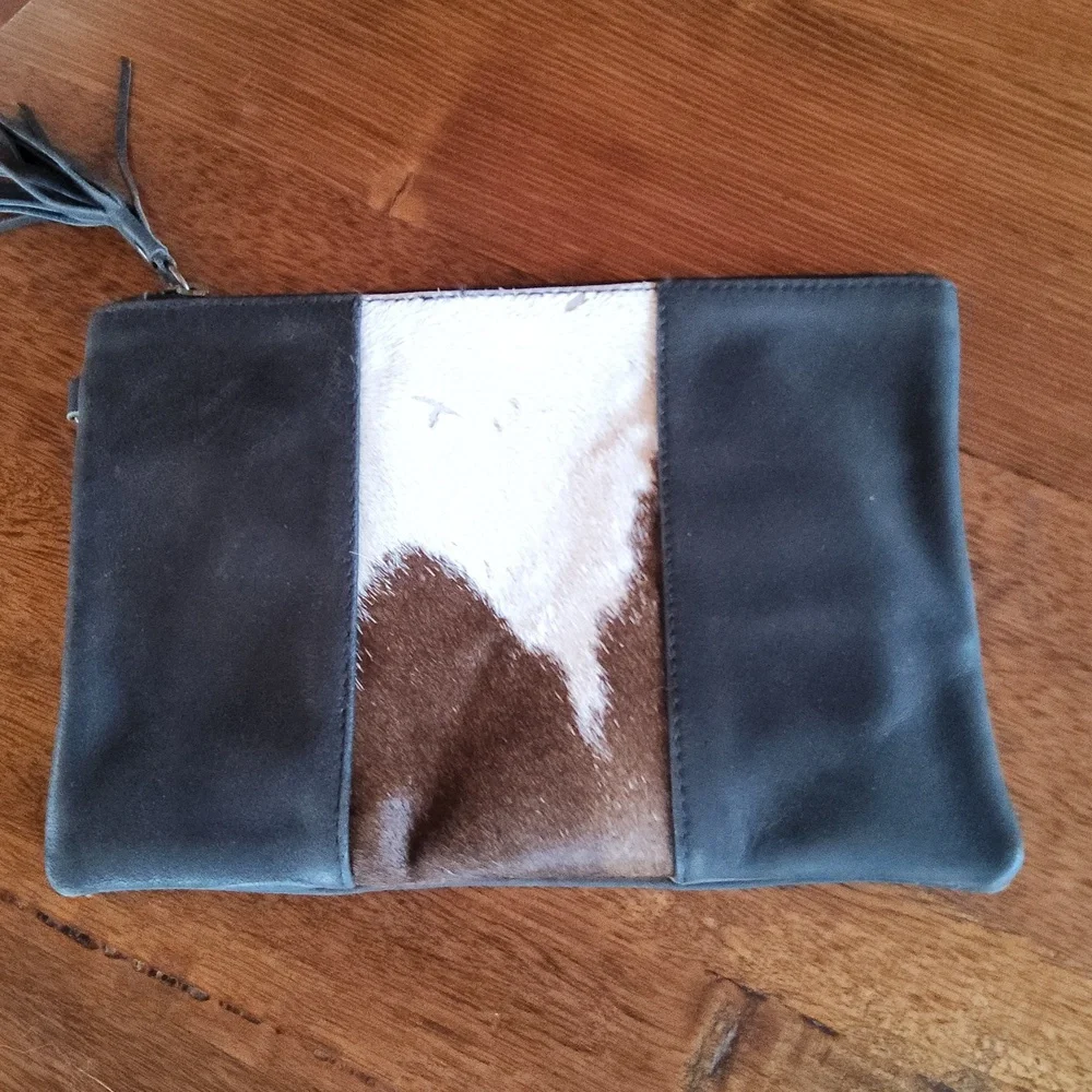 Leather cow hide clutch - Picture 2 of 5